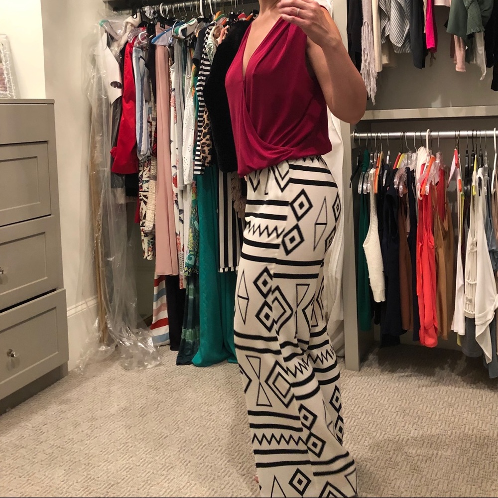 Black and white loose fit summer pants.